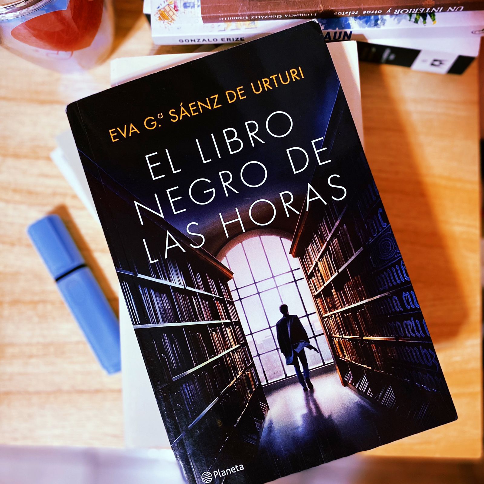 El libro negro de las horas – Eva G. Sáenz De Urturi